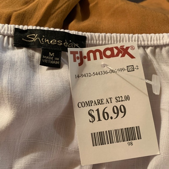 T•J•Max size M - Picture 2 of 3